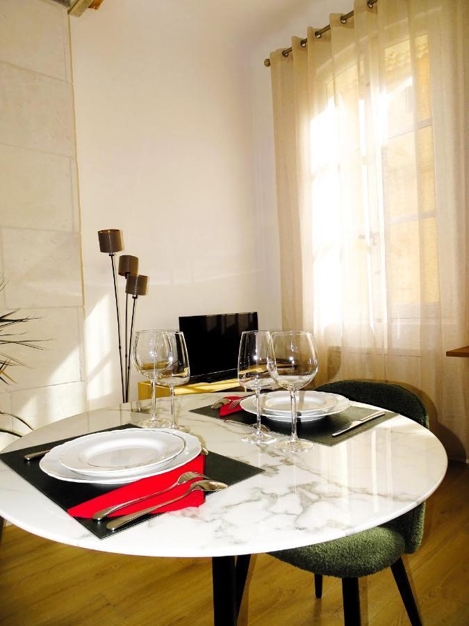 Augustins Fountain Studio: Cozy Historic Aix Center Retreat Aix-en-Provence Exterior photo